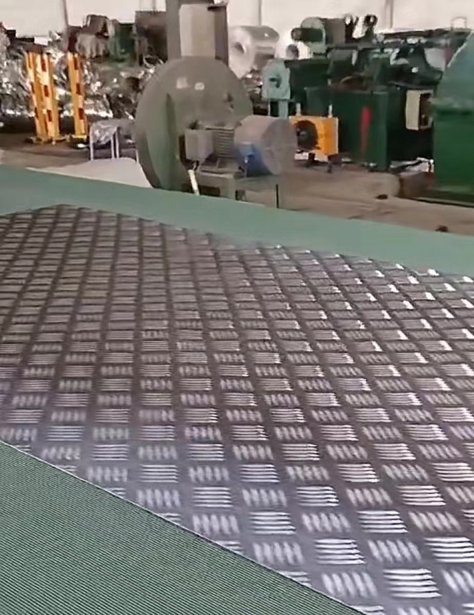 橘皮花紋鋁板生產(chǎn)，山東五...