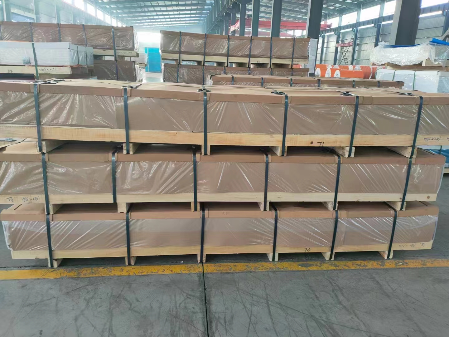 山東寬厚拉伸鋁板廠家，5...