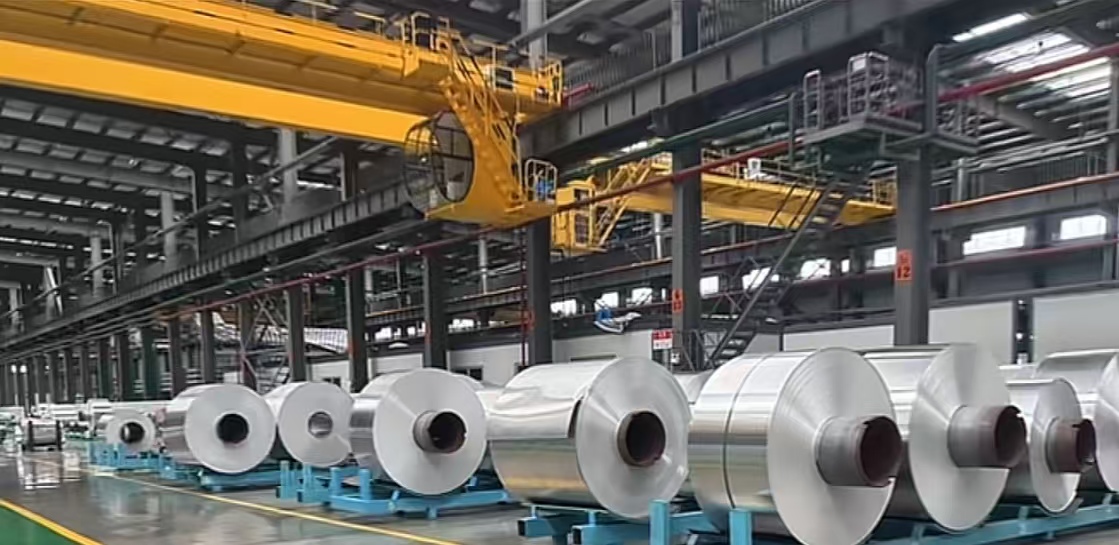 5052合金鋁卷帶生產(chǎn)廠...